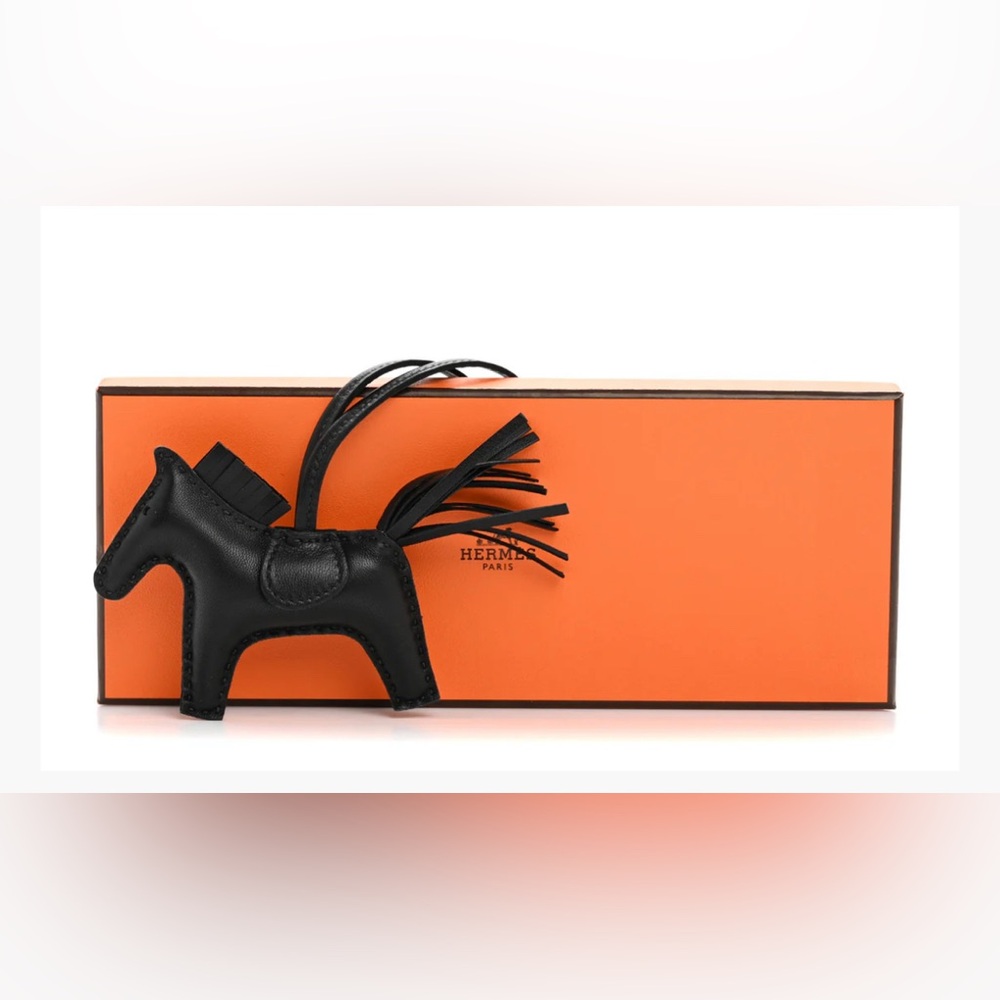 New Hermes Milo Lambskin Grigri Rodeo Pegase Horse Bag Charm PM So Black